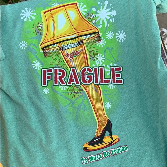 A Christmas Story Green "Fragile" Graphic Tee | M - Picture 4 of 6
